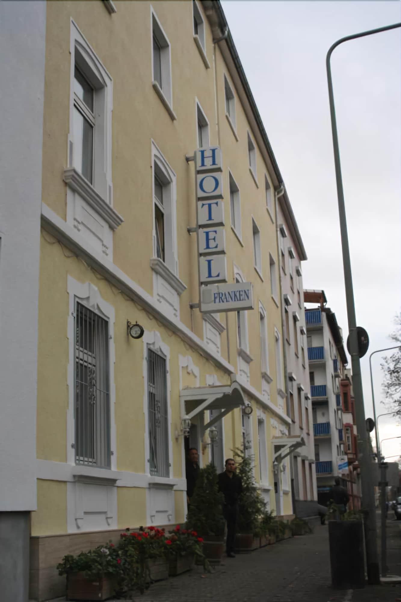 Hotel Franken An Der Messe Франкфурт-на-Майні Екстер'єр фото