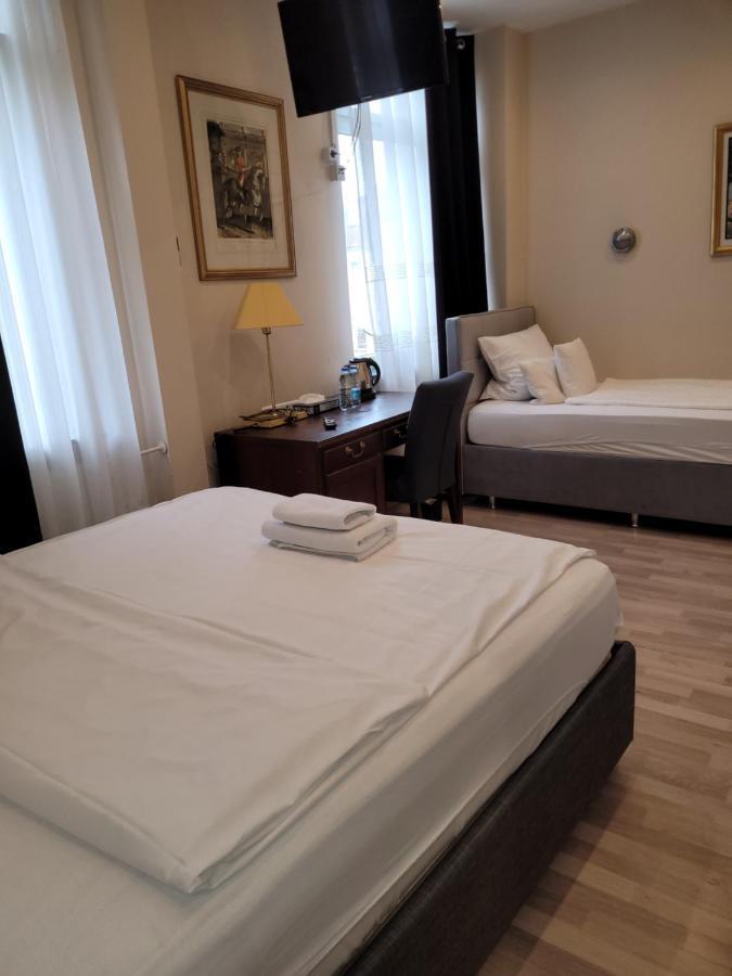 Hotel Franken An Der Messe Франкфурт-на-Майні Екстер'єр фото