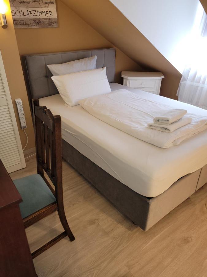 Hotel Franken An Der Messe Франкфурт-на-Майні Екстер'єр фото