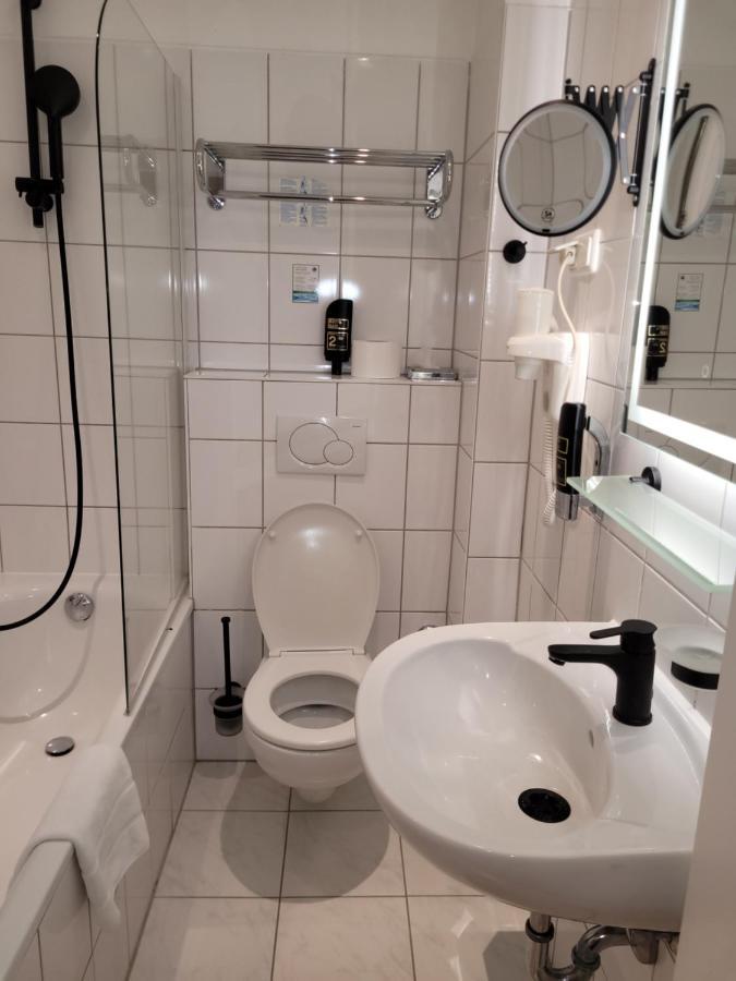 Hotel Franken An Der Messe Франкфурт-на-Майні Екстер'єр фото