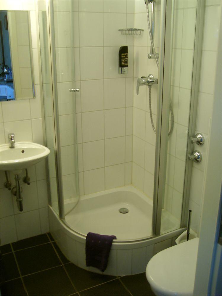 Hotel Franken An Der Messe Франкфурт-на-Майні Екстер'єр фото